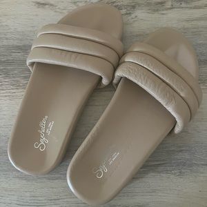 Brand new Seychelles low key slide